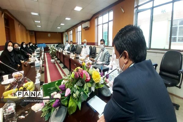 تجلیل از عوامل جشنواره فرهنگی و هنری فردا و پرسش مهر شهرستان کاشمر