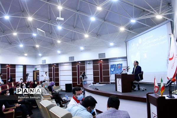 نشست خبری دبیرکل جمعیت هلال احمر