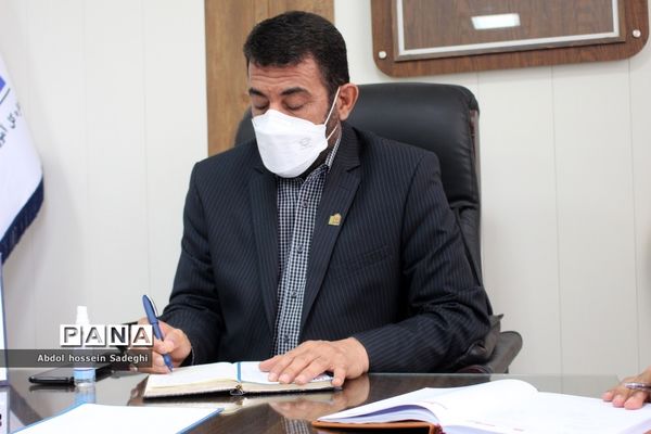 نشست هیات رئیسه مجلس دانش‌آموزی استان بوشهر