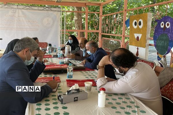 نشست کارشناس مسئولان ارزیابی عملکرد و پاسخگویی به شکایات مناطق
