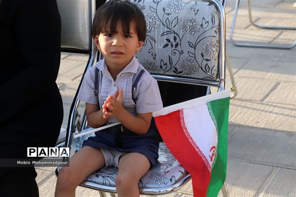 جشن میلاد امام رضا (ع) و پیروزی ملت بزرگ ایران در تبریز