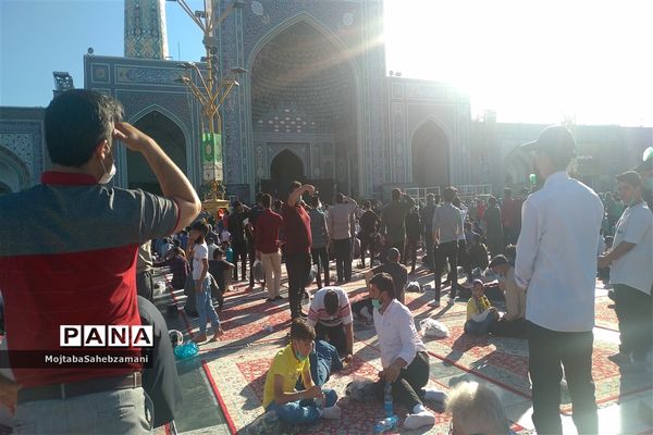 جشن ولادت امام رضا (ع) با حضور رئیس جمهور منتخب مردم در حرم مطهر رضوی