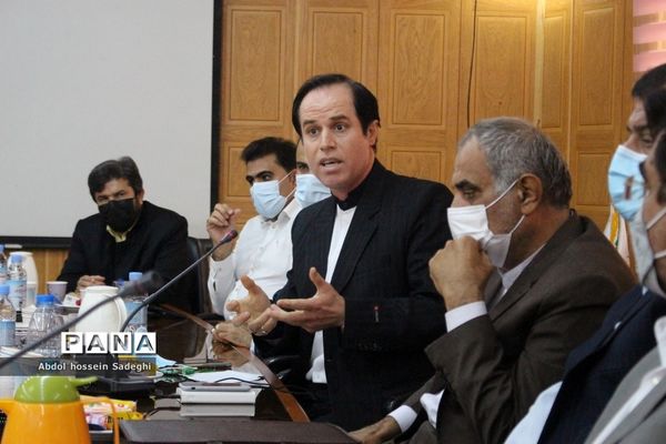 جلسه هم اندیشی روسای ستادهای حامی آیت الله رئیسی در استان بوشهر