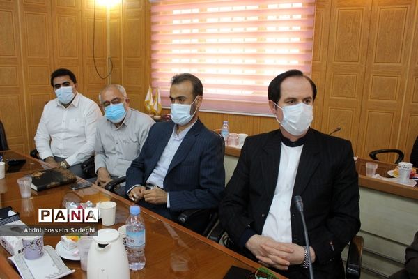 جلسه هم اندیشی روسای ستادهای حامی آیت الله رئیسی در استان بوشهر