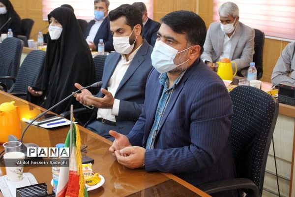 جلسه هم اندیشی روسای ستادهای حامی آیت الله رئیسی در استان بوشهر