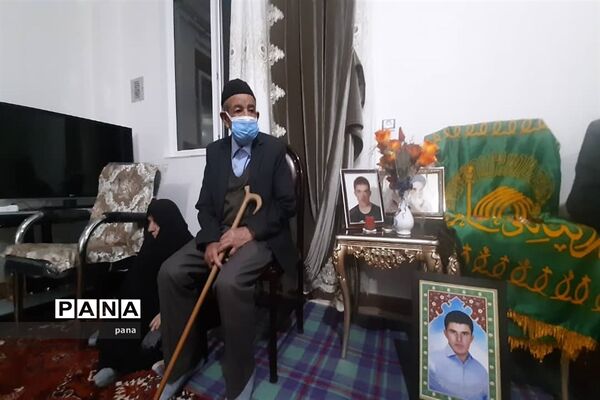 حضور خادمان و حاملان پرچم متبرک امام رضا(ع) در شهرستان میانه
