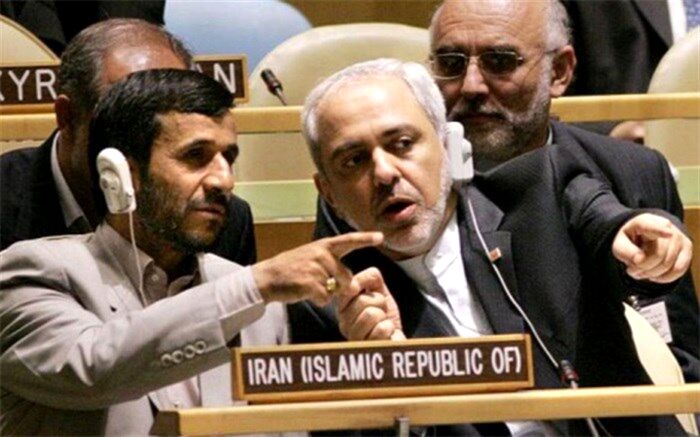ناگفته‌های متکی از اصرار احمدی‌نژاد برای عزل ظریف