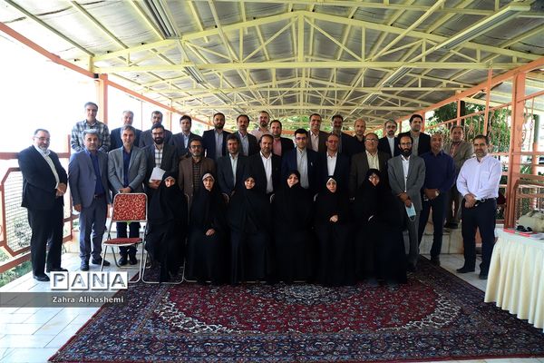 نشست معاون پرورشی و فرهنگی شهر تهران با معاونان پرورشی و تربیت بدنی مناطق