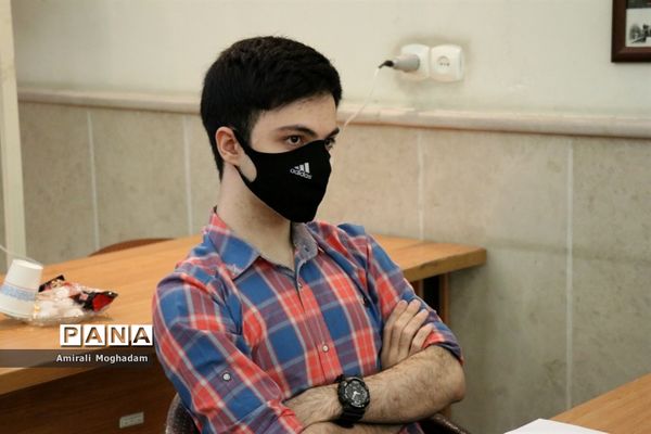 نشست نمایندگان پسر تشکل‌های سازمان دانش‌آموزی با معاون پرورشی و فرهنگی آموزش و پرورش خراسان رضوی