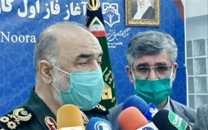 فرمانده کل سپاه: ما می‌توانیم به آمریکایی‌ها واکسن بدهیم