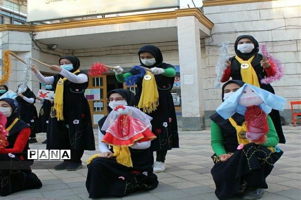 اجرای آیین باران خواهی یا چمچه خاتون در کانون پرورشی فکری کودکان استان