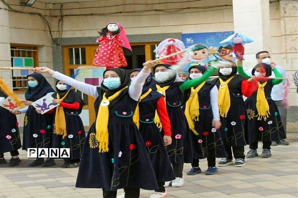 اجرای آیین باران خواهی یا چمچه خاتون در کانون پرورشی فکری کودکان استان