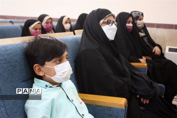 تقدیر ازبرگزیدگان مسابقه عطر انتظار ابرکوه