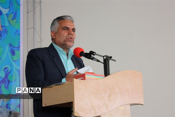 تقدیر ازبرگزیدگان مسابقه عطر انتظار ابرکوه