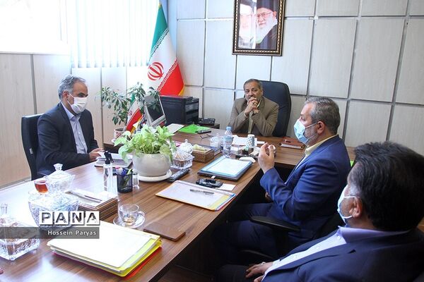 دیدار رئیس سازمان دانش‌آموزی با رئیس مرکز برنامه ریزی منابع انسانی و امور اداری وزارت آموزش و پرورش
