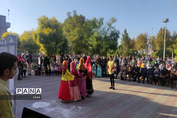 نخستین جشنواره سراسری نمایش کودک باغچه بان در مرند