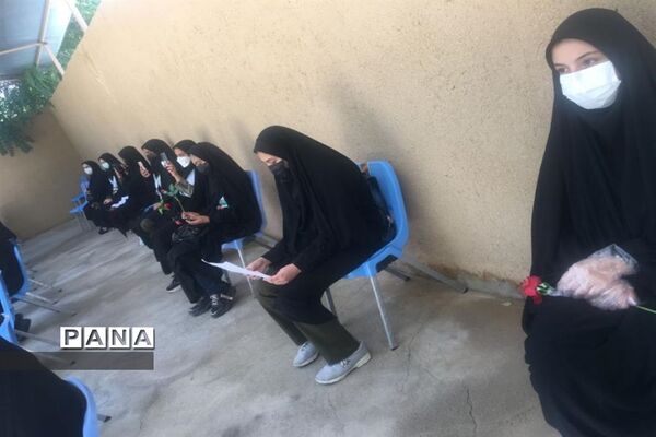 حضور پرشور دانش‌آموزان در مدرسه مرضیه شهرکرد