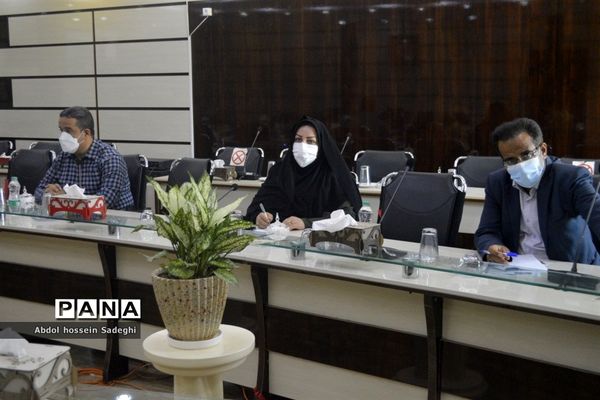 جلسه شورای انجمن و اولیا و مربیان آموزش و پرورش  استان بوشهر