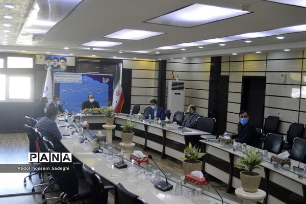 جلسه شورای انجمن و اولیا و مربیان آموزش و پرورش  استان بوشهر