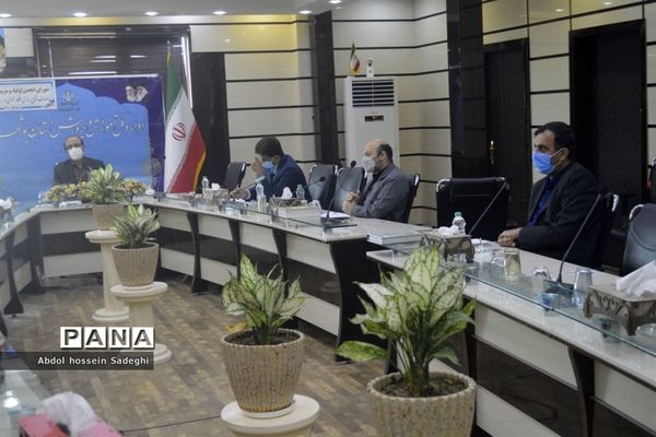 جلسه شورای انجمن و اولیا و مربیان آموزش و پرورش  استان بوشهر