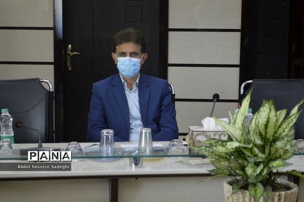 جلسه شورای انجمن و اولیا و مربیان آموزش و پرورش  استان بوشهر