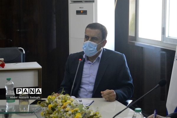 جلسه شورای انجمن و اولیا و مربیان آموزش و پرورش  استان بوشهر