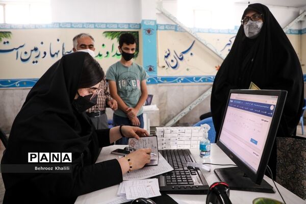 آغاز واکسیناسیون دانش‌آموزان-2