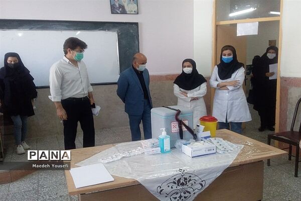 آغاز طرح واکسیناسیون خانواده محور دانش‌آموزان درواحدهای آموزشی اسلامشهر