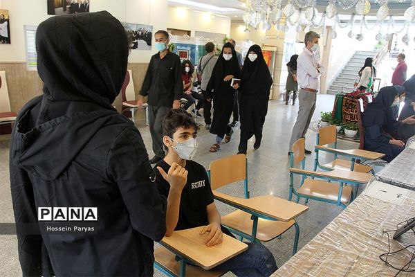 آغاز واکسیناسیون دانش‌آموزان تهرانی