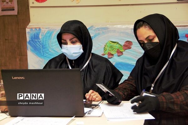 واکسیناسیون دانش‌آموزان مدارس ناحیه یک ری
