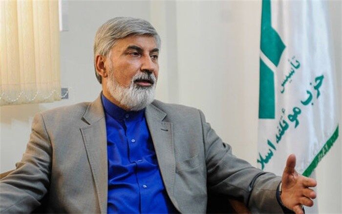 دولت باید زمینه‌ساز و تقویت‌کننده «تحزب مفید» باشد