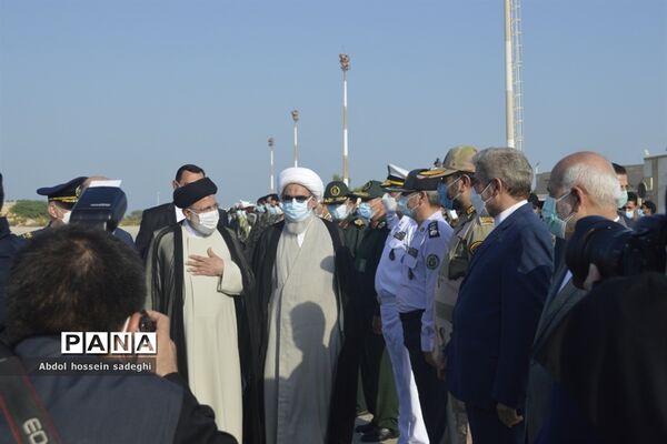 سفر رییس جمهوری به استان بوشهر و استقبال مردم در فرودگاه بوشهر