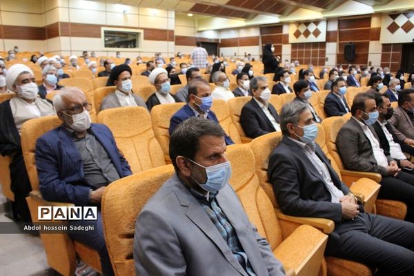جلسه شورای اداری استان بوشهر با حضور رئیس جمهوری