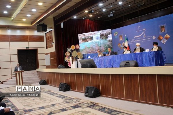 جلسه شورای اداری استان بوشهر با حضور رئیس جمهوری