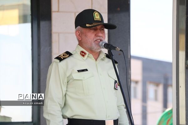 صبحگاه نیروی انتظامی در بوشهر