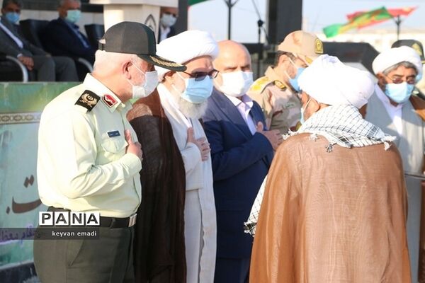 صبحگاه نیروی انتظامی در بوشهر