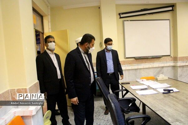 بازدید معاون پرورشی بوشهر  از آثار ارسالی اولین جشنواره مفلحون