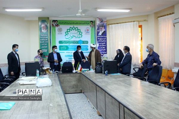 بازدید معاون پرورشی بوشهر  از آثار ارسالی اولین جشنواره مفلحون