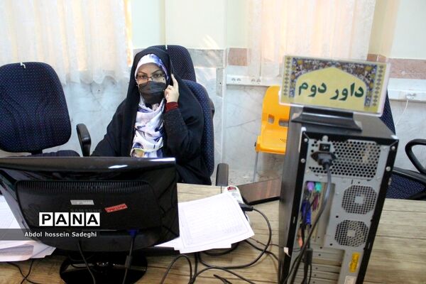 بازدید معاون پرورشی بوشهر  از آثار ارسالی اولین جشنواره مفلحون