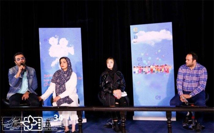 سیدجواد هاشمی: فیلمم سیاسی نیست، فقط در نکوهش مهاجرت است