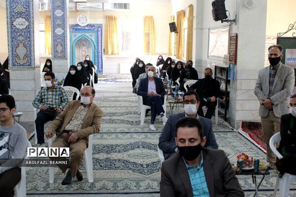 رونمایی از پوستر جشنواره «فردا» در قم