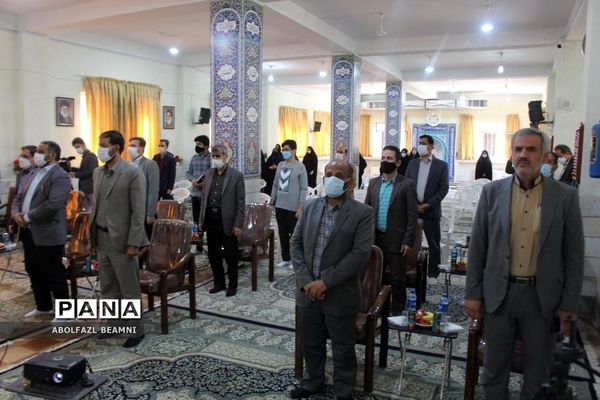 رونمایی از پوستر جشنواره «فردا» در قم