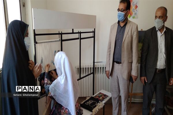 آیین افتتاحیه چهلمین جشنواره فرهنگی و هنری دانش آموزان