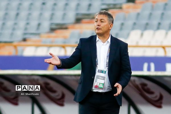 دیدار تیم‌های فوتبال ایران و کره جنوبی