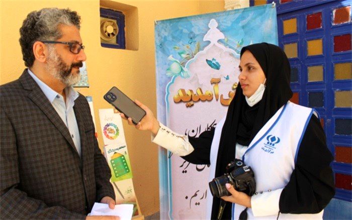 برگزاری جشنواره‌ فرهنگی، هنری موجب تقویت اعتماد به‌ نفس در دانش‌آموزان می‌شود