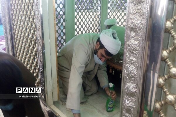آیین معنوی غبارروبی  و عطر افشانی امامزاده سید محمد(ع) کاشمر