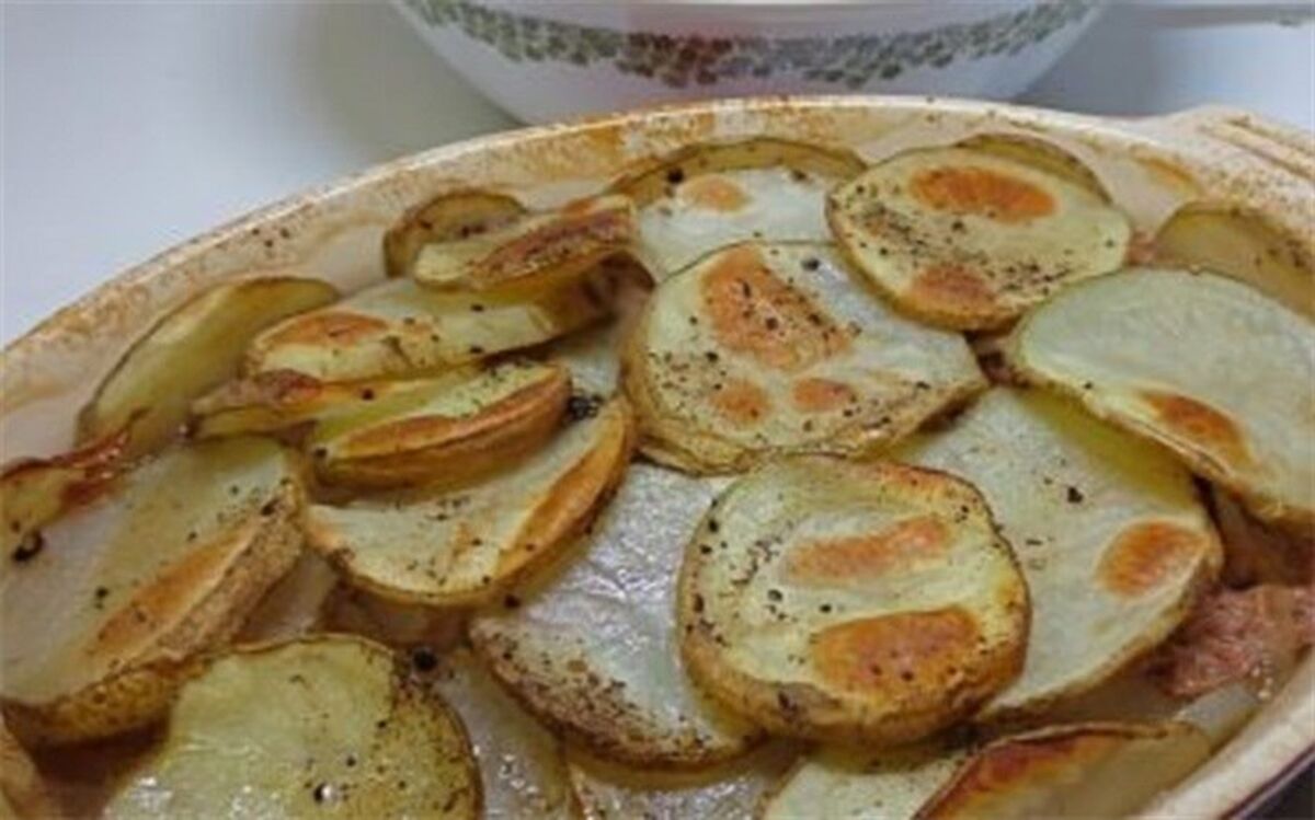 گوشت را با ماده غذایی نخورید!