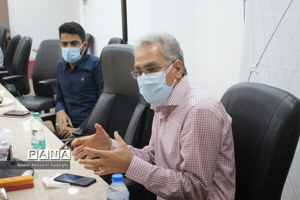 جلسه روسا و مسئولان مراکز و هسته‌های مشاوره آموزش و پرورش استان بوشهر