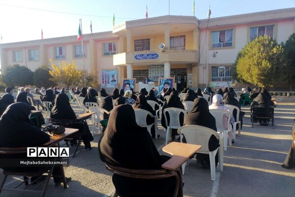 مراسم انتخابات انجمن اولیا و مربیان دبیرستان امام خمینی (ره) کاشمر