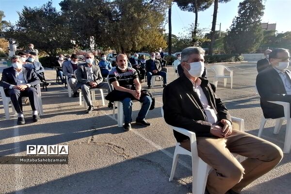 مراسم انتخابات انجمن اولیا و مربیان دبیرستان امام خمینی (ره) کاشمر